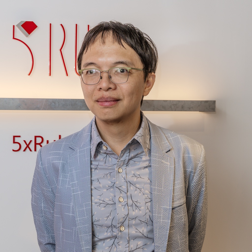 鄧慕凡 / Mufan